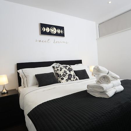 Luxury Apartments In Central Watford Watford  Zewnętrze zdjęcie